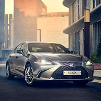 ES 300h | Lexus Korea